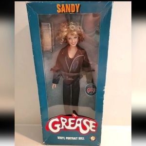 Olivia Newton-John 2002 Sandy from Grease Vinyl Portrait Doll